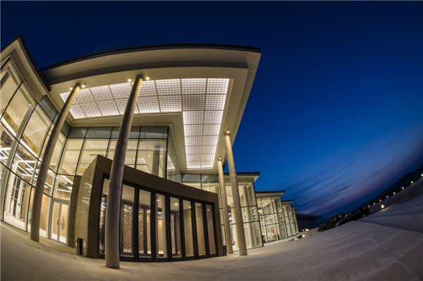 响沙湾,沙漠,度假地,景区,旅游,图片,照片,摄影,内蒙古响沙湾,内蒙古旅游,鄂尔多斯市旅游,莲花酒店,莲花度假酒店,莲沙度假岛,福沙度假岛,悦沙休闲岛,仙沙休闲岛,一粒沙度假村,在线预订,预定,旅行社,AAAAA,5A级旅游景区,库布齐,库布其沙漠,库布其旅游