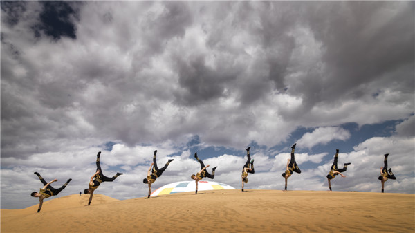 响沙湾,沙漠,度假地,景区,旅游,图片,照片,摄影,内蒙古响沙湾,内蒙古旅游,鄂尔多斯市旅游,莲花酒店,莲花度假酒店,莲沙度假岛,福沙度假岛,悦沙休闲岛,仙沙休闲岛,一粒沙度假村,在线预订,预定,旅行社,AAAAA,5A级旅游景区,库布齐,库布其沙漠,库布其旅游