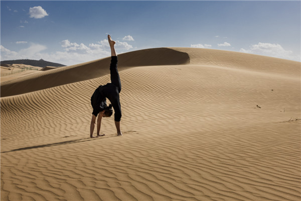 响沙湾,沙漠,度假地,景区,旅游,图片,照片,摄影,内蒙古响沙湾,内蒙古旅游,鄂尔多斯市旅游,莲花酒店,莲花度假酒店,莲沙度假岛,福沙度假岛,悦沙休闲岛,仙沙休闲岛,一粒沙度假村,在线预订,预定,旅行社,AAAAA,5A级旅游景区,库布齐,库布其沙漠,库布其旅游