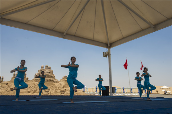 响沙湾,沙漠,度假地,景区,旅游,图片,照片,摄影,内蒙古响沙湾,内蒙古旅游,鄂尔多斯市旅游,莲花酒店,莲花度假酒店,莲沙度假岛,福沙度假岛,悦沙休闲岛,仙沙休闲岛,一粒沙度假村,在线预订,预定,旅行社,AAAAA,5A级旅游景区,库布齐,库布其沙漠,库布其旅游