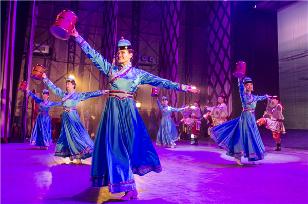 响沙湾,沙漠,度假地,景区,旅游,图片,照片,摄影,内蒙古响沙湾,内蒙古旅游,鄂尔多斯市旅游,莲花酒店,莲花度假酒店,莲沙度假岛,福沙度假岛,悦沙休闲岛,仙沙休闲岛,一粒沙度假村,在线预订,预定,旅行社,AAAAA,5A级旅游景区,库布齐,库布其沙漠,库布其旅游