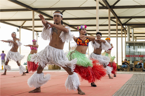 响沙湾,沙漠,度假地,景区,旅游,图片,照片,摄影,内蒙古响沙湾,内蒙古旅游,鄂尔多斯市旅游,莲花酒店,莲花度假酒店,莲沙度假岛,福沙度假岛,悦沙休闲岛,仙沙休闲岛,一粒沙度假村,在线预订,预定,旅行社,AAAAA,5A级旅游景区,库布齐,库布其沙漠,库布其旅游