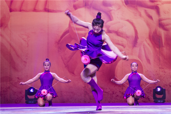 响沙湾,沙漠,度假地,景区,旅游,图片,照片,摄影,内蒙古响沙湾,内蒙古旅游,鄂尔多斯市旅游,莲花酒店,莲花度假酒店,莲沙度假岛,福沙度假岛,悦沙休闲岛,仙沙休闲岛,一粒沙度假村,在线预订,预定,旅行社,AAAAA,5A级旅游景区,库布齐,库布其沙漠,库布其旅游