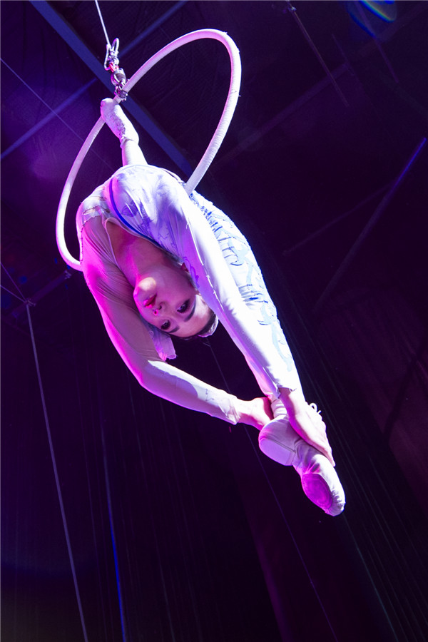 响沙湾,沙漠,度假地,景区,旅游,图片,照片,摄影,内蒙古响沙湾,内蒙古旅游,鄂尔多斯市旅游,莲花酒店,莲花度假酒店,莲沙度假岛,福沙度假岛,悦沙休闲岛,仙沙休闲岛,一粒沙度假村,在线预订,预定,旅行社,AAAAA,5A级旅游景区,库布齐,库布其沙漠,库布其旅游