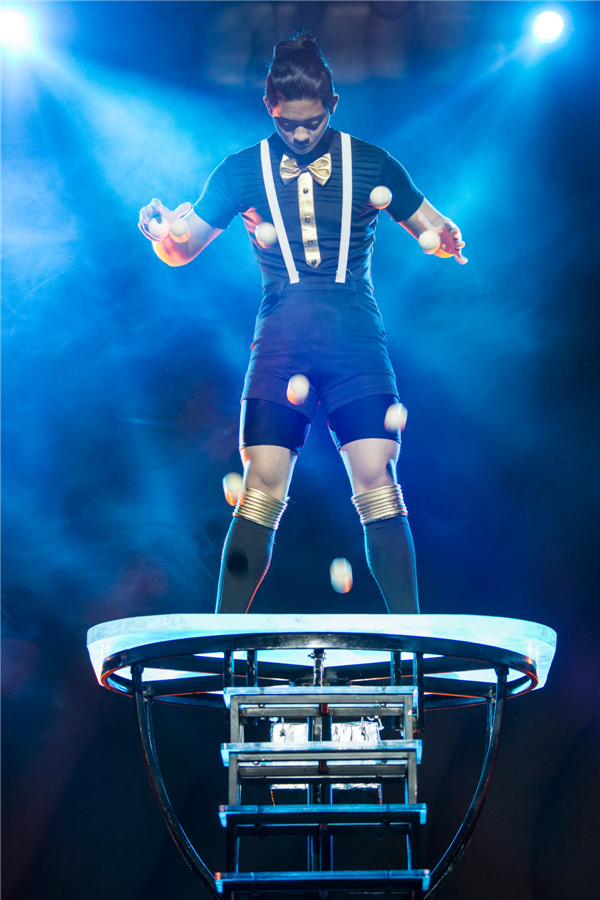 响沙湾,沙漠,度假地,景区,旅游,图片,照片,摄影,内蒙古响沙湾,内蒙古旅游,鄂尔多斯市旅游,莲花酒店,莲花度假酒店,莲沙度假岛,福沙度假岛,悦沙休闲岛,仙沙休闲岛,一粒沙度假村,在线预订,预定,旅行社,AAAAA,5A级旅游景区,库布齐,库布其沙漠,库布其旅游