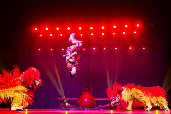 响沙湾,沙漠,度假地,景区,旅游,图片,照片,摄影,内蒙古响沙湾,内蒙古旅游,鄂尔多斯市旅游,莲花酒店,莲花度假酒店,莲沙度假岛,福沙度假岛,悦沙休闲岛,仙沙休闲岛,一粒沙度假村,在线预订,预定,旅行社,AAAAA,5A级旅游景区,库布齐,库布其沙漠,库布其旅游