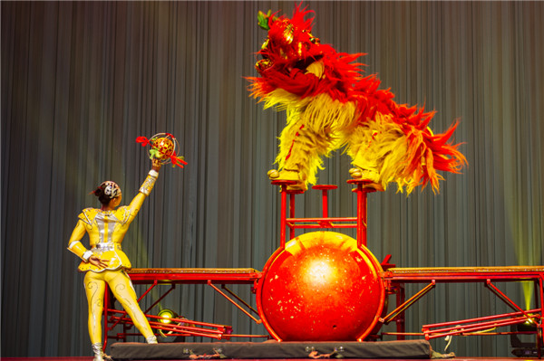 响沙湾,沙漠,度假地,景区,旅游,图片,照片,摄影,内蒙古响沙湾,内蒙古旅游,鄂尔多斯市旅游,莲花酒店,莲花度假酒店,莲沙度假岛,福沙度假岛,悦沙休闲岛,仙沙休闲岛,一粒沙度假村,在线预订,预定,旅行社,AAAAA,5A级旅游景区,库布齐,库布其沙漠,库布其旅游