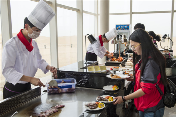 响沙湾,沙漠,度假地,景区,旅游,图片,照片,摄影,内蒙古响沙湾,内蒙古旅游,鄂尔多斯市旅游,莲花酒店,莲花度假酒店,莲沙度假岛,福沙度假岛,悦沙休闲岛,仙沙休闲岛,一粒沙度假村,在线预订,预定,旅行社,AAAAA,5A级旅游景区,库布齐,库布其沙漠,库布其旅游