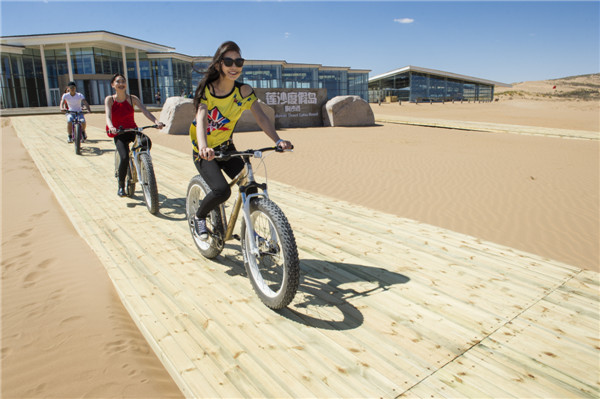 响沙湾,沙漠,度假地,景区,旅游,图片,照片,摄影,内蒙古响沙湾,内蒙古旅游,鄂尔多斯市旅游,莲花酒店,莲花度假酒店,莲沙度假岛,福沙度假岛,悦沙休闲岛,仙沙休闲岛,一粒沙度假村,在线预订,预定,旅行社,AAAAA,5A级旅游景区,库布齐,库布其沙漠,库布其旅游