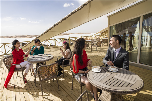 响沙湾,沙漠,度假地,景区,旅游,图片,照片,摄影,内蒙古响沙湾,内蒙古旅游,鄂尔多斯市旅游,莲花酒店,莲花度假酒店,莲沙度假岛,福沙度假岛,悦沙休闲岛,仙沙休闲岛,一粒沙度假村,在线预订,预定,旅行社,AAAAA,5A级旅游景区,库布齐,库布其沙漠,库布其旅游