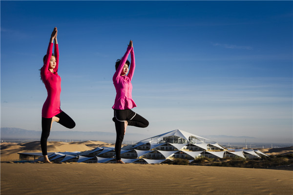 响沙湾,沙漠,度假地,景区,旅游,图片,照片,摄影,内蒙古响沙湾,内蒙古旅游,鄂尔多斯市旅游,莲花酒店,莲花度假酒店,莲沙度假岛,福沙度假岛,悦沙休闲岛,仙沙休闲岛,一粒沙度假村,在线预订,预定,旅行社,AAAAA,5A级旅游景区,库布齐,库布其沙漠,库布其旅游