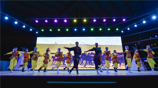 响沙湾,沙漠,度假地,景区,旅游,图片,照片,摄影,内蒙古响沙湾,内蒙古旅游,鄂尔多斯市旅游,莲花酒店,莲花度假酒店,莲沙度假岛,福沙度假岛,悦沙休闲岛,仙沙休闲岛,一粒沙度假村,在线预订,预定,旅行社,AAAAA,5A级旅游景区,库布齐,库布其沙漠,库布其旅游