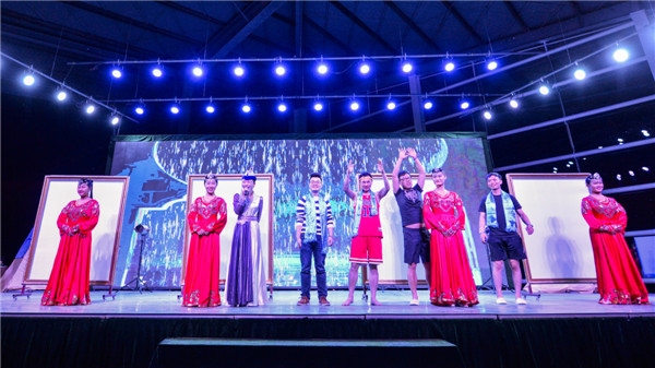 响沙湾,沙漠,度假地,景区,旅游,图片,照片,摄影,内蒙古响沙湾,内蒙古旅游,鄂尔多斯市旅游,莲花酒店,莲花度假酒店,莲沙度假岛,福沙度假岛,悦沙休闲岛,仙沙休闲岛,一粒沙度假村,在线预订,预定,旅行社,AAAAA,5A级旅游景区,库布齐,库布其沙漠,库布其旅游