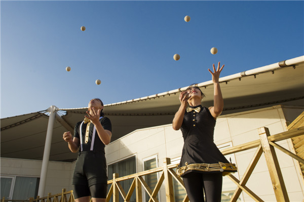 响沙湾,沙漠,度假地,景区,旅游,图片,照片,摄影,内蒙古响沙湾,内蒙古旅游,鄂尔多斯市旅游,莲花酒店,莲花度假酒店,莲沙度假岛,福沙度假岛,悦沙休闲岛,仙沙休闲岛,一粒沙度假村,在线预订,预定,旅行社,AAAAA,5A级旅游景区,库布齐,库布其沙漠,库布其旅游