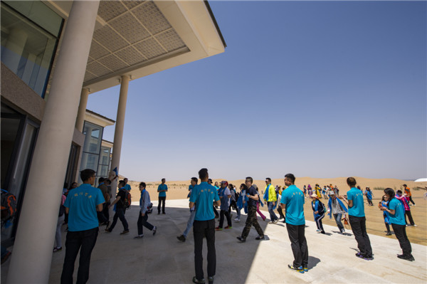 响沙湾,沙漠,度假地,景区,旅游,图片,照片,摄影,内蒙古响沙湾,内蒙古旅游,鄂尔多斯市旅游,莲花酒店,莲花度假酒店,莲沙度假岛,福沙度假岛,悦沙休闲岛,仙沙休闲岛,一粒沙度假村,在线预订,预定,旅行社,AAAAA,5A级旅游景区,库布齐,库布其沙漠,库布其旅游