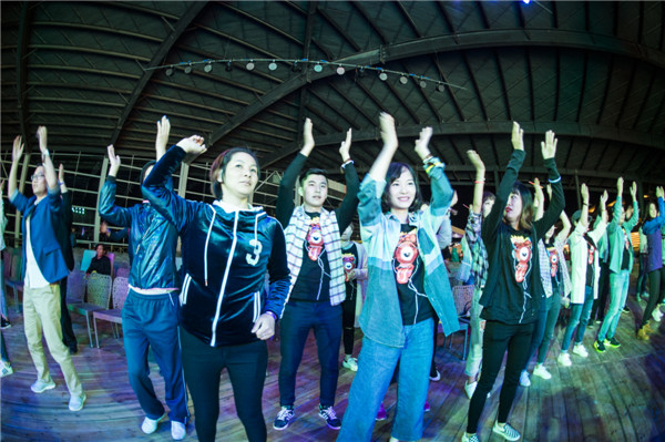 响沙湾,沙漠,度假地,景区,旅游,图片,照片,摄影,内蒙古响沙湾,内蒙古旅游,鄂尔多斯市旅游,莲花酒店,莲花度假酒店,莲沙度假岛,福沙度假岛,悦沙休闲岛,仙沙休闲岛,一粒沙度假村,在线预订,预定,旅行社,AAAAA,5A级旅游景区,库布齐,库布其沙漠,库布其旅游