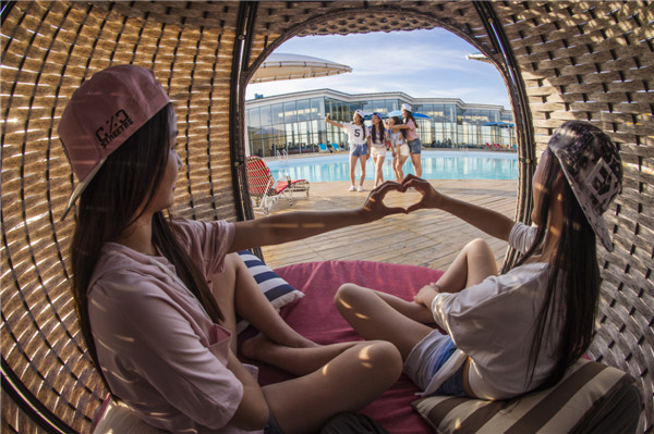 响沙湾,沙漠,度假地,景区,旅游,图片,照片,摄影,内蒙古响沙湾,内蒙古旅游,鄂尔多斯市旅游,莲花酒店,莲花度假酒店,莲沙度假岛,福沙度假岛,悦沙休闲岛,仙沙休闲岛,一粒沙度假村,在线预订,预定,旅行社,AAAAA,5A级旅游景区,库布齐,库布其沙漠,库布其旅游