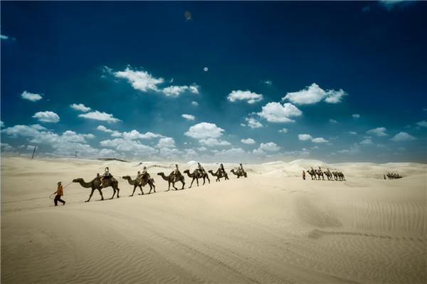 响沙湾,沙漠,度假地,景区,旅游,图片,照片,摄影,内蒙古响沙湾,内蒙古旅游,鄂尔多斯市旅游,莲花酒店,莲花度假酒店,莲沙度假岛,福沙度假岛,悦沙休闲岛,仙沙休闲岛,一粒沙度假村,在线预订,预定,旅行社,AAAAA,5A级旅游景区,库布齐,库布其沙漠,库布其旅游