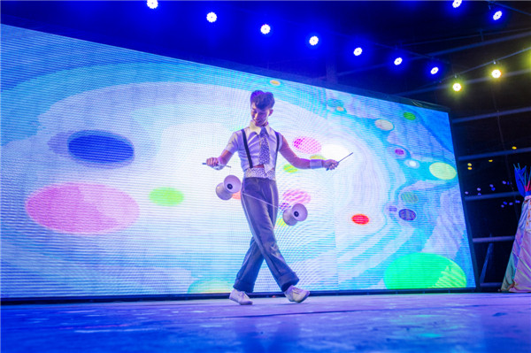 响沙湾,沙漠,度假地,景区,旅游,图片,照片,摄影,内蒙古响沙湾,内蒙古旅游,鄂尔多斯市旅游,莲花酒店,莲花度假酒店,莲沙度假岛,福沙度假岛,悦沙休闲岛,仙沙休闲岛,一粒沙度假村,在线预订,预定,旅行社,AAAAA,5A级旅游景区,库布齐,库布其沙漠,库布其旅游