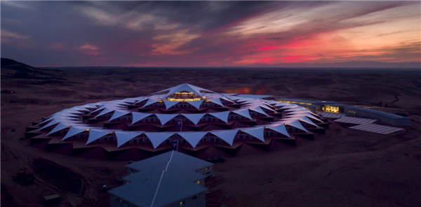 响沙湾,沙漠,度假地,景区,旅游,图片,照片,摄影,内蒙古响沙湾,内蒙古旅游,鄂尔多斯市旅游,莲花酒店,莲花度假酒店,莲沙度假岛,福沙度假岛,悦沙休闲岛,仙沙休闲岛,一粒沙度假村,在线预订,预定,旅行社,AAAAA,5A级旅游景区,库布齐,库布其沙漠,库布其旅游