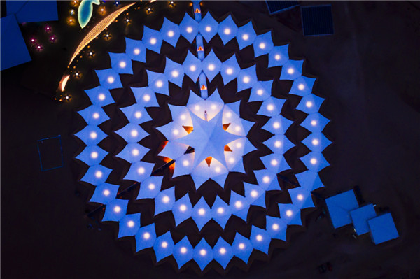 响沙湾,沙漠,度假地,景区,旅游,图片,照片,摄影,内蒙古响沙湾,内蒙古旅游,鄂尔多斯市旅游,莲花酒店,莲花度假酒店,莲沙度假岛,福沙度假岛,悦沙休闲岛,仙沙休闲岛,一粒沙度假村,在线预订,预定,旅行社,AAAAA,5A级旅游景区,库布齐,库布其沙漠,库布其旅游