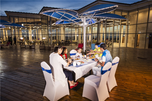 响沙湾,沙漠,度假地,景区,旅游,图片,照片,摄影,内蒙古响沙湾,内蒙古旅游,鄂尔多斯市旅游,莲花酒店,莲花度假酒店,莲沙度假岛,福沙度假岛,悦沙休闲岛,仙沙休闲岛,一粒沙度假村,在线预订,预定,旅行社,AAAAA,5A级旅游景区,库布齐,库布其沙漠,库布其旅游