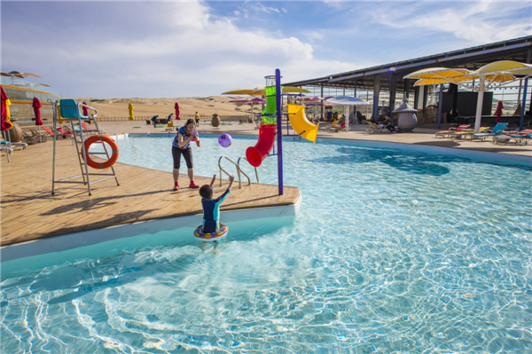 响沙湾,沙漠,度假地,景区,旅游,图片,照片,摄影,内蒙古响沙湾,内蒙古旅游,鄂尔多斯市旅游,莲花酒店,莲花度假酒店,莲沙度假岛,福沙度假岛,悦沙休闲岛,仙沙休闲岛,一粒沙度假村,在线预订,预定,旅行社,AAAAA,5A级旅游景区,库布齐,库布其沙漠,库布其旅游