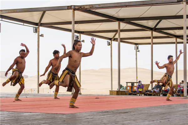 响沙湾,沙漠,度假地,景区,旅游,图片,照片,摄影,内蒙古响沙湾,内蒙古旅游,鄂尔多斯市旅游,莲花酒店,莲花度假酒店,莲沙度假岛,福沙度假岛,悦沙休闲岛,仙沙休闲岛,一粒沙度假村,在线预订,预定,旅行社,AAAAA,5A级旅游景区,库布齐,库布其沙漠,库布其旅游