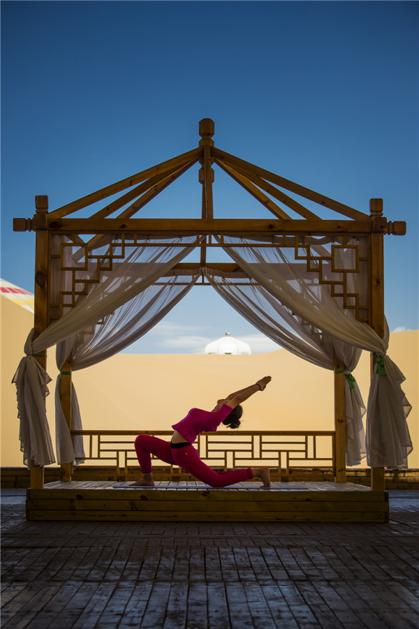 响沙湾,沙漠,度假地,景区,旅游,图片,照片,摄影,内蒙古响沙湾,内蒙古旅游,鄂尔多斯市旅游,莲花酒店,莲花度假酒店,莲沙度假岛,福沙度假岛,悦沙休闲岛,仙沙休闲岛,一粒沙度假村,在线预订,预定,旅行社,AAAAA,5A级旅游景区,库布齐,库布其沙漠,库布其旅游