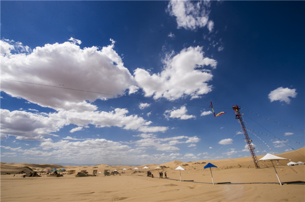 响沙湾,沙漠,度假地,景区,旅游,图片,照片,摄影,内蒙古响沙湾,内蒙古旅游,鄂尔多斯市旅游,莲花酒店,莲花度假酒店,莲沙度假岛,福沙度假岛,悦沙休闲岛,仙沙休闲岛,一粒沙度假村,在线预订,预定,旅行社,AAAAA,5A级旅游景区,库布齐,库布其沙漠,库布其旅游