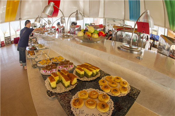 响沙湾,沙漠,度假地,景区,旅游,图片,照片,摄影,内蒙古响沙湾,内蒙古旅游,鄂尔多斯市旅游,莲花酒店,莲花度假酒店,莲沙度假岛,福沙度假岛,悦沙休闲岛,仙沙休闲岛,一粒沙度假村,在线预订,预定,旅行社,AAAAA,5A级旅游景区,库布齐,库布其沙漠,库布其旅游