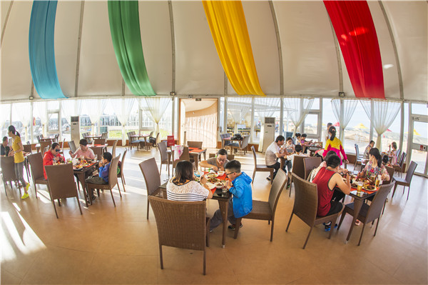 响沙湾,沙漠,度假地,景区,旅游,图片,照片,摄影,内蒙古响沙湾,内蒙古旅游,鄂尔多斯市旅游,莲花酒店,莲花度假酒店,莲沙度假岛,福沙度假岛,悦沙休闲岛,仙沙休闲岛,一粒沙度假村,在线预订,预定,旅行社,AAAAA,5A级旅游景区,库布齐,库布其沙漠,库布其旅游