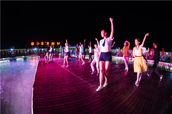 响沙湾,沙漠,度假地,景区,旅游,图片,照片,摄影,内蒙古响沙湾,内蒙古旅游,鄂尔多斯市旅游,莲花酒店,莲花度假酒店,莲沙度假岛,福沙度假岛,悦沙休闲岛,仙沙休闲岛,一粒沙度假村,在线预订,预定,旅行社,AAAAA,5A级旅游景区,库布齐,库布其沙漠,库布其旅游