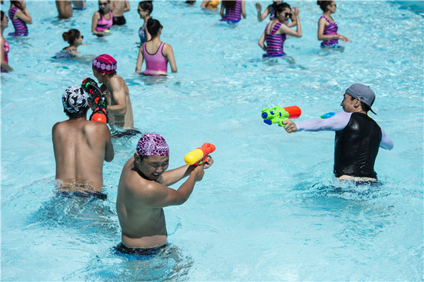 响沙湾,沙漠,度假地,景区,旅游,图片,照片,摄影,内蒙古响沙湾,内蒙古旅游,鄂尔多斯市旅游,莲花酒店,莲花度假酒店,莲沙度假岛,福沙度假岛,悦沙休闲岛,仙沙休闲岛,一粒沙度假村,在线预订,预定,旅行社,AAAAA,5A级旅游景区,库布齐,库布其沙漠,库布其旅游