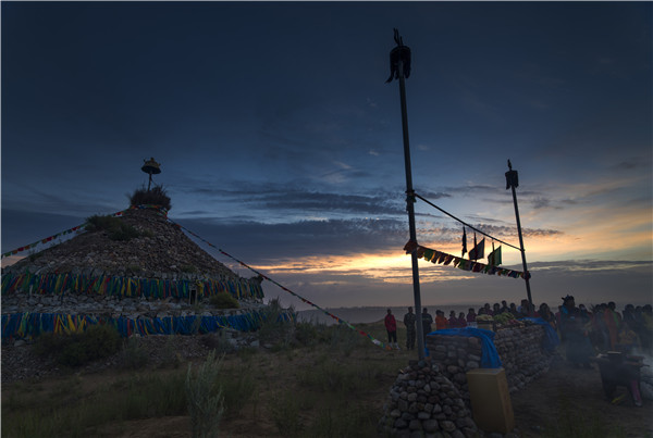 响沙湾,沙漠,度假地,景区,旅游,图片,照片,摄影,内蒙古响沙湾,内蒙古旅游,鄂尔多斯市旅游,莲花酒店,莲花度假酒店,莲沙度假岛,福沙度假岛,悦沙休闲岛,仙沙休闲岛,一粒沙度假村,在线预订,预定,旅行社,AAAAA,5A级旅游景区,库布齐,库布其沙漠,库布其旅游