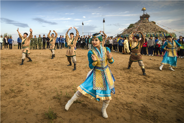 响沙湾,沙漠,度假地,景区,旅游,图片,照片,摄影,内蒙古响沙湾,内蒙古旅游,鄂尔多斯市旅游,莲花酒店,莲花度假酒店,莲沙度假岛,福沙度假岛,悦沙休闲岛,仙沙休闲岛,一粒沙度假村,在线预订,预定,旅行社,AAAAA,5A级旅游景区,库布齐,库布其沙漠,库布其旅游
