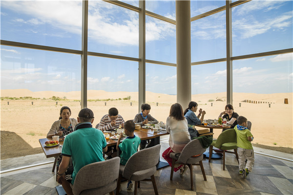 响沙湾,沙漠,度假地,景区,旅游,图片,照片,摄影,内蒙古响沙湾,内蒙古旅游,鄂尔多斯市旅游,莲花酒店,莲花度假酒店,莲沙度假岛,福沙度假岛,悦沙休闲岛,仙沙休闲岛,一粒沙度假村,在线预订,预定,旅行社,AAAAA,5A级旅游景区,库布齐,库布其沙漠,库布其旅游