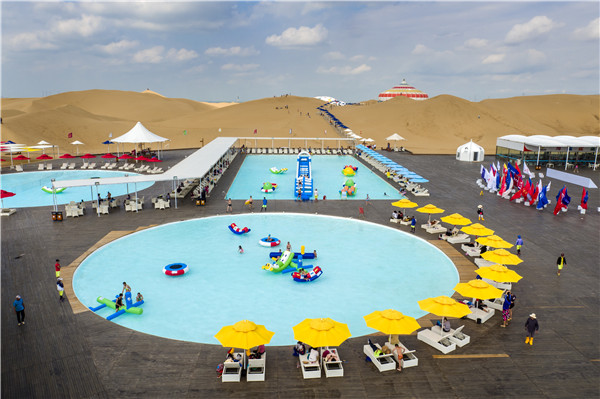 响沙湾,沙漠,度假地,景区,旅游,图片,照片,摄影,内蒙古响沙湾,内蒙古旅游,鄂尔多斯市旅游,莲花酒店,莲花度假酒店,莲沙度假岛,福沙度假岛,悦沙休闲岛,仙沙休闲岛,一粒沙度假村,在线预订,预定,旅行社,AAAAA,5A级旅游景区,库布齐,库布其沙漠,库布其旅游