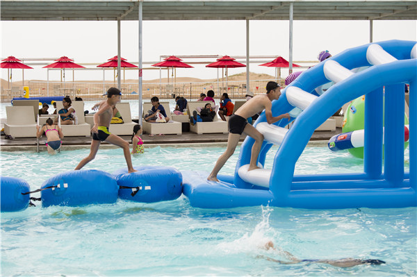 响沙湾,沙漠,度假地,景区,旅游,图片,照片,摄影,内蒙古响沙湾,内蒙古旅游,鄂尔多斯市旅游,莲花酒店,莲花度假酒店,莲沙度假岛,福沙度假岛,悦沙休闲岛,仙沙休闲岛,一粒沙度假村,在线预订,预定,旅行社,AAAAA,5A级旅游景区,库布齐,库布其沙漠,库布其旅游