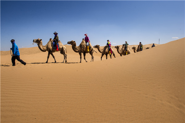 响沙湾,沙漠,度假地,景区,旅游,图片,照片,摄影,内蒙古响沙湾,内蒙古旅游,鄂尔多斯市旅游,莲花酒店,莲花度假酒店,莲沙度假岛,福沙度假岛,悦沙休闲岛,仙沙休闲岛,一粒沙度假村,在线预订,预定,旅行社,AAAAA,5A级旅游景区,库布齐,库布其沙漠,库布其旅游