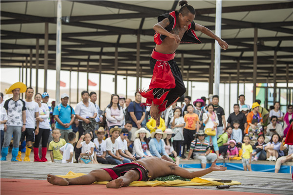 响沙湾,沙漠,度假地,景区,旅游,图片,照片,摄影,内蒙古响沙湾,内蒙古旅游,鄂尔多斯市旅游,莲花酒店,莲花度假酒店,莲沙度假岛,福沙度假岛,悦沙休闲岛,仙沙休闲岛,一粒沙度假村,在线预订,预定,旅行社,AAAAA,5A级旅游景区,库布齐,库布其沙漠,库布其旅游
