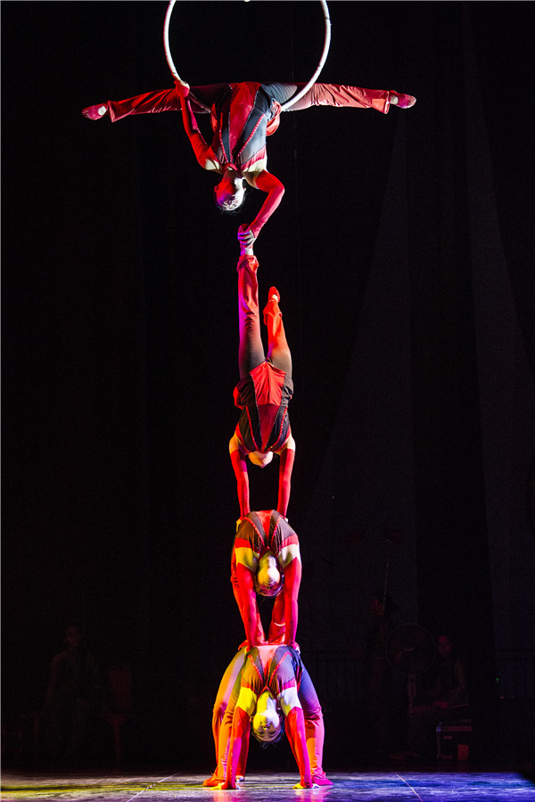 响沙湾,沙漠,度假地,景区,旅游,图片,照片,摄影,内蒙古响沙湾,内蒙古旅游,鄂尔多斯市旅游,莲花酒店,莲花度假酒店,莲沙度假岛,福沙度假岛,悦沙休闲岛,仙沙休闲岛,一粒沙度假村,在线预订,预定,旅行社,AAAAA,5A级旅游景区,库布齐,库布其沙漠,库布其旅游