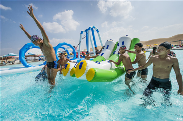 响沙湾,沙漠,度假地,景区,旅游,图片,照片,摄影,内蒙古响沙湾,内蒙古旅游,鄂尔多斯市旅游,莲花酒店,莲花度假酒店,莲沙度假岛,福沙度假岛,悦沙休闲岛,仙沙休闲岛,一粒沙度假村,在线预订,预定,旅行社,AAAAA,5A级旅游景区,库布齐,库布其沙漠,库布其旅游