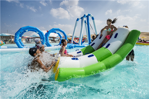 响沙湾,沙漠,度假地,景区,旅游,图片,照片,摄影,内蒙古响沙湾,内蒙古旅游,鄂尔多斯市旅游,莲花酒店,莲花度假酒店,莲沙度假岛,福沙度假岛,悦沙休闲岛,仙沙休闲岛,一粒沙度假村,在线预订,预定,旅行社,AAAAA,5A级旅游景区,库布齐,库布其沙漠,库布其旅游