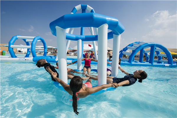 响沙湾,沙漠,度假地,景区,旅游,图片,照片,摄影,内蒙古响沙湾,内蒙古旅游,鄂尔多斯市旅游,莲花酒店,莲花度假酒店,莲沙度假岛,福沙度假岛,悦沙休闲岛,仙沙休闲岛,一粒沙度假村,在线预订,预定,旅行社,AAAAA,5A级旅游景区,库布齐,库布其沙漠,库布其旅游