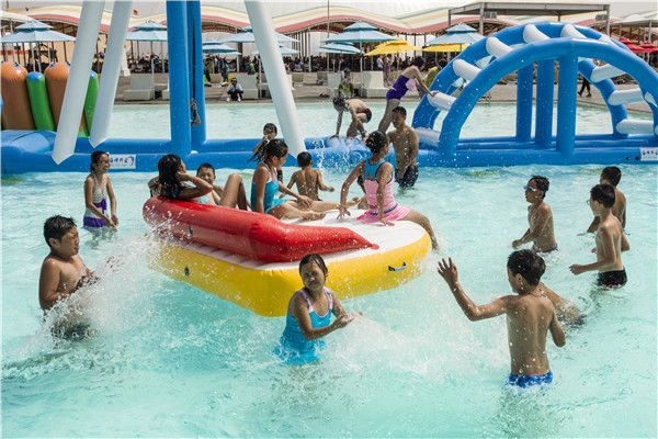 响沙湾,沙漠,度假地,景区,旅游,图片,照片,摄影,内蒙古响沙湾,内蒙古旅游,鄂尔多斯市旅游,莲花酒店,莲花度假酒店,莲沙度假岛,福沙度假岛,悦沙休闲岛,仙沙休闲岛,一粒沙度假村,在线预订,预定,旅行社,AAAAA,5A级旅游景区,库布齐,库布其沙漠,库布其旅游