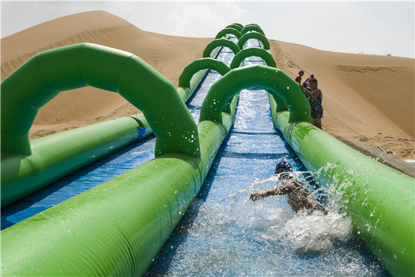 响沙湾,沙漠,度假地,景区,旅游,图片,照片,摄影,内蒙古响沙湾,内蒙古旅游,鄂尔多斯市旅游,莲花酒店,莲花度假酒店,莲沙度假岛,福沙度假岛,悦沙休闲岛,仙沙休闲岛,一粒沙度假村,在线预订,预定,旅行社,AAAAA,5A级旅游景区,库布齐,库布其沙漠,库布其旅游