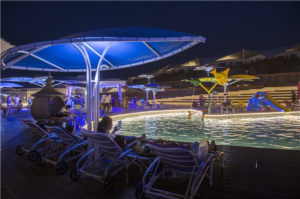 响沙湾,沙漠,度假地,景区,旅游,图片,照片,摄影,内蒙古响沙湾,内蒙古旅游,鄂尔多斯市旅游,莲花酒店,莲花度假酒店,莲沙度假岛,福沙度假岛,悦沙休闲岛,仙沙休闲岛,一粒沙度假村,在线预订,预定,旅行社,AAAAA,5A级旅游景区,库布齐,库布其沙漠,库布其旅游