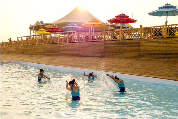 响沙湾,沙漠,度假地,景区,旅游,图片,照片,摄影,内蒙古响沙湾,内蒙古旅游,鄂尔多斯市旅游,莲花酒店,莲花度假酒店,莲沙度假岛,福沙度假岛,悦沙休闲岛,仙沙休闲岛,一粒沙度假村,在线预订,预定,旅行社,AAAAA,5A级旅游景区,库布齐,库布其沙漠,库布其旅游