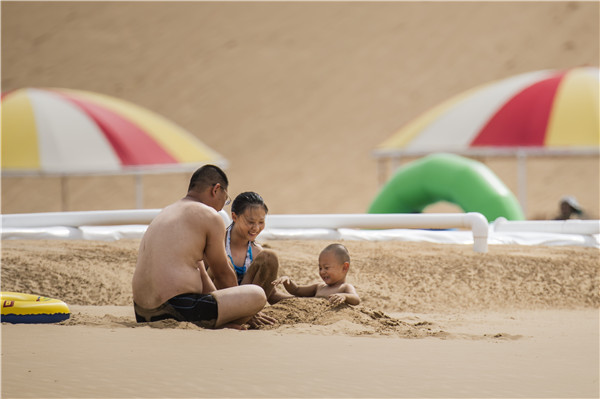 响沙湾,沙漠,度假地,景区,旅游,图片,照片,摄影,内蒙古响沙湾,内蒙古旅游,鄂尔多斯市旅游,莲花酒店,莲花度假酒店,莲沙度假岛,福沙度假岛,悦沙休闲岛,仙沙休闲岛,一粒沙度假村,在线预订,预定,旅行社,AAAAA,5A级旅游景区,库布齐,库布其沙漠,库布其旅游